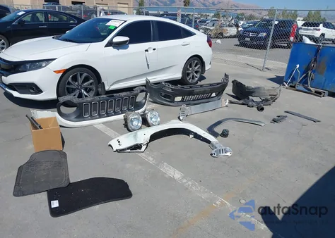 2017 Jeep Renegade Latitude Fwd из США, поврежденный, VIN ZACCJABB6HPE57027